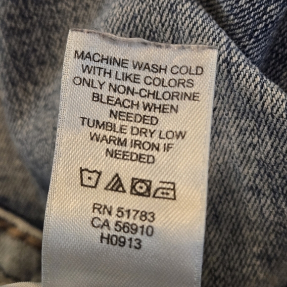 Maurices Distressed Blue Denim Shorts Juniors 3/4 Button Zip Cotton Stretch - Picture 14 of 16